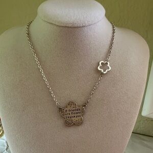 Chic Silver Flower Pendant Necklace